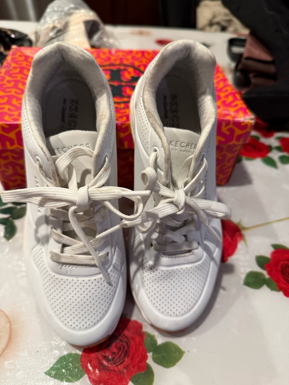 Skechers Women's Cream Sneakers